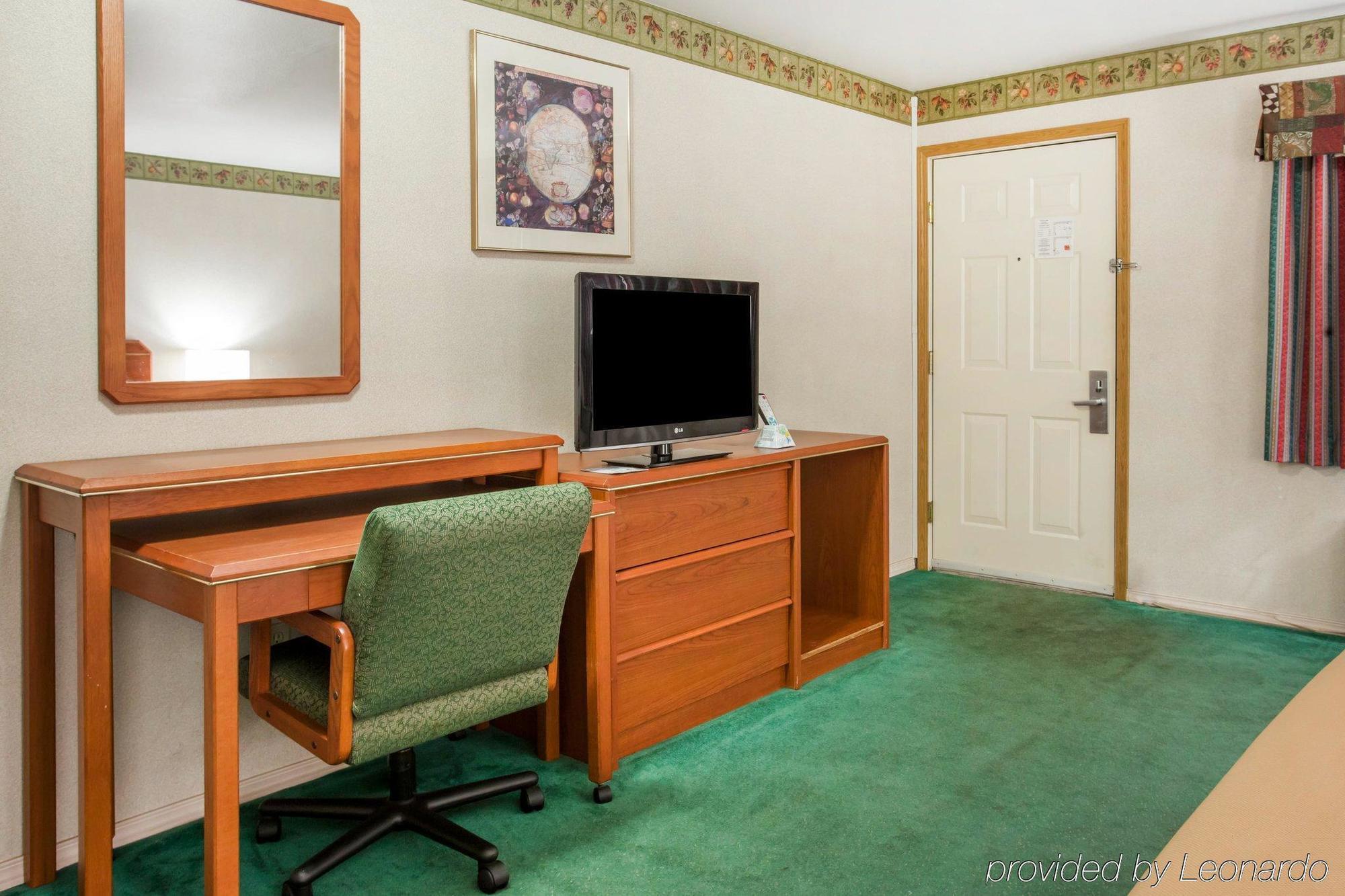 Studio 6 Suites Vancouver Wa Waterfront Екстер'єр фото